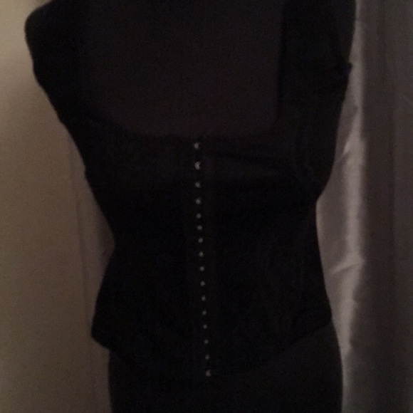 Dress - Picture 2 of 5